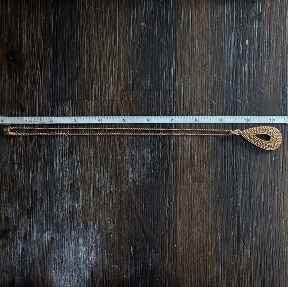 Gold Teardrop Pendant Necklace Stainless Steel Minimalist Quiet Luxury - Picture 6 of 7